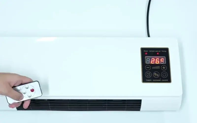 Detailansicht der tragbaren EpiCooler-Klimaanlage mit schlankem Design und intuitiver Benutzeroberfläche.